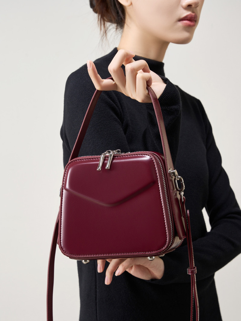 2025 Kadın Lüks Tasarımcı Yüks - Women Bags On Sale incelemesi ve fiyatı