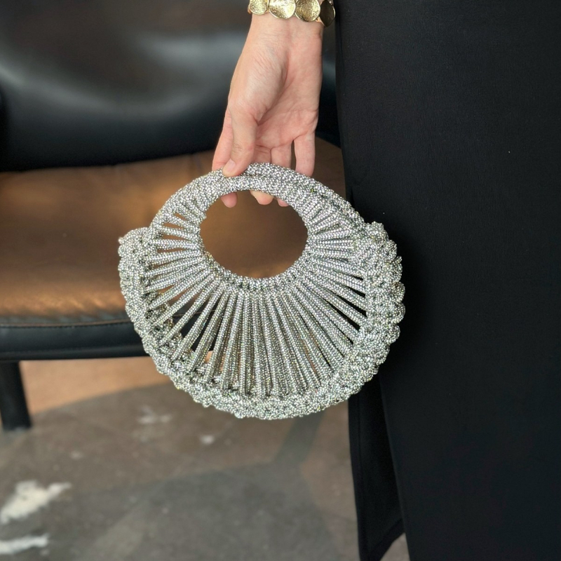 Parlak El Çantası Abiye Çantas - Women Bags On Sale incelemesi ve fiyatı
