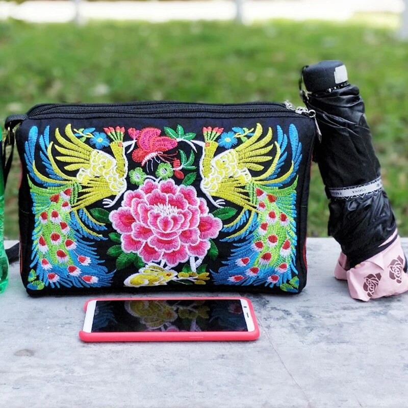 Kadın İşlemeli Çiçekler Naylon - Women Bags Offers incelemesi ve fiyatı