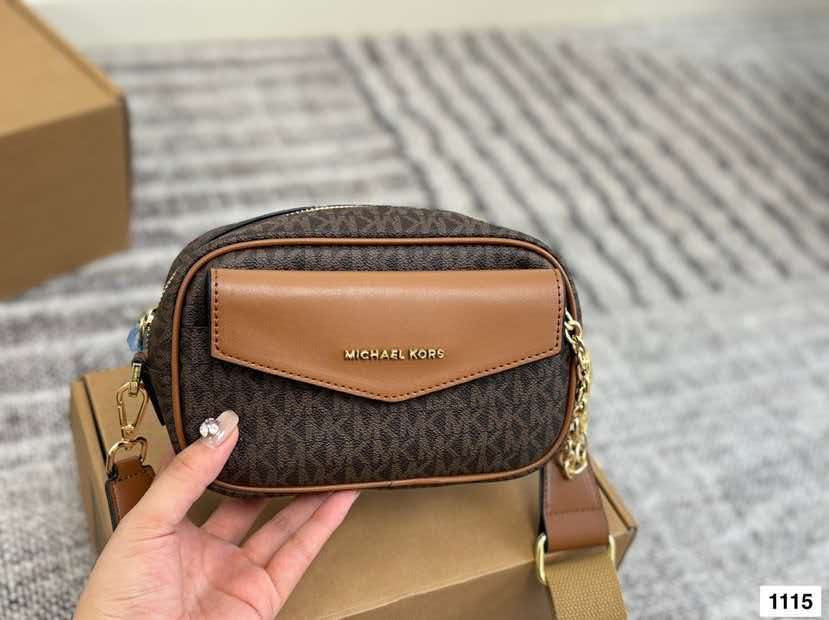 Michael Kors Jet Set 2026 Yeni - Women'S Bags Michael Kors incelemesi ve fiyatı